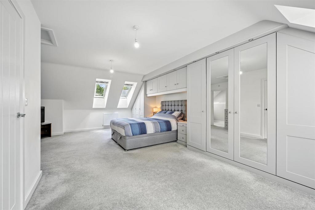 Bedroom Five - bed and wardrobes.jpg