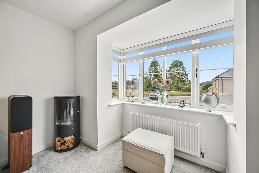 Sitting Room bay window.jpg