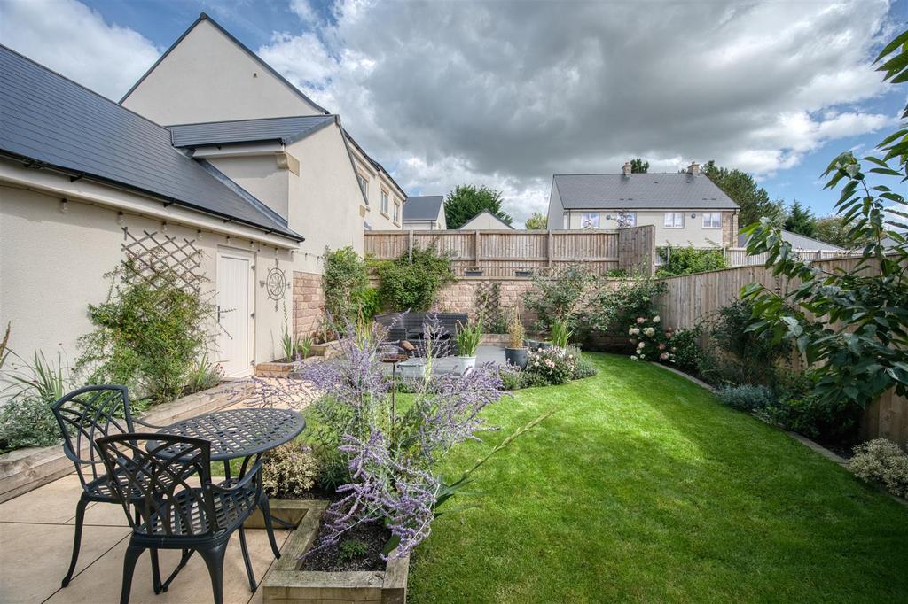 Rear Garden  .jpg
