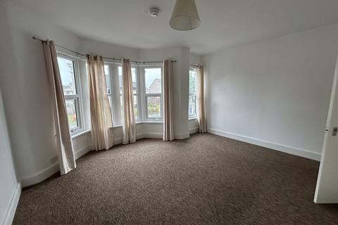 3 bedroom maisonette to rent, Filton Road, Horfield BS7