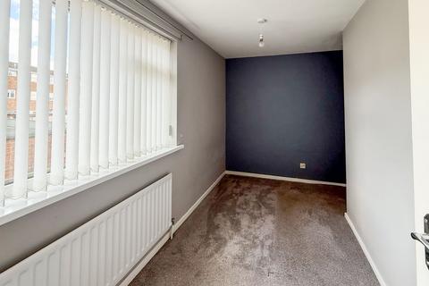 28 Fellside, Birtley, Chester Le Street, DH3 2NE