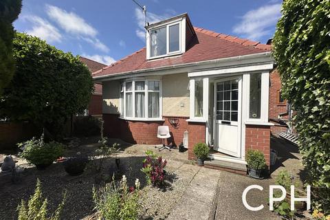 Hillcrest Avenue, Scarborough, YO12