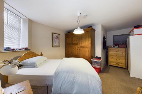 2 bedroom flat for sale, Prince Of Wales Terrace, Scarborough, YO11
