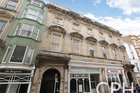 2 bedroom apartment for sale, St. Nicholas Street, The Penthouse, YO11
