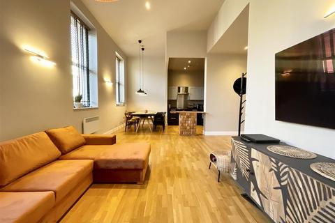 2 bedroom apartment for sale, St. Nicholas Street, The Penthouse, YO11