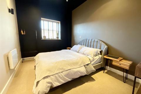 2 bedroom apartment for sale, St. Nicholas Street, The Penthouse, YO11