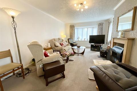 undefined, Racecourse Road, East Ayton, YO13