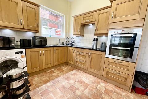 undefined, Royal Avenue, Scarborough, YO11