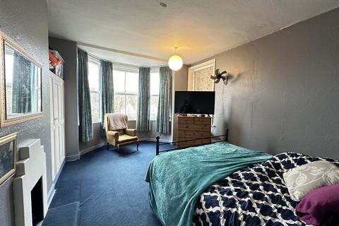 undefined, Avenue Victoria, Scarborough, YO11