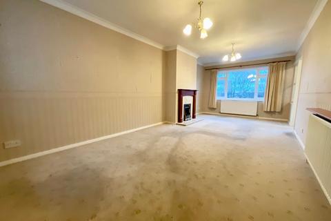2 bedroom flat for sale, Scalby Mills Road, Scarborough, YO12