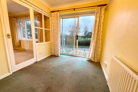 2 bedroom flat for sale, Scalby Mills Road, Scarborough, YO12