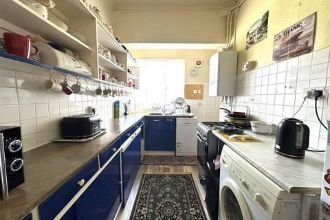 undefined, Holbeck Avenue, Scarborough, YO11