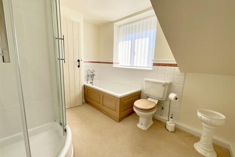 May Cottage, 8 Castlegate, East Ayton, Scarborough, YO13 9EJ