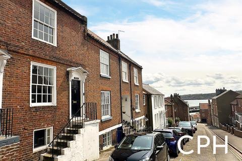 Castlegate, Scarborough, YO11