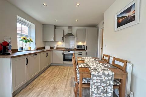 undefined, Armstrong Road, Cayton, YO11