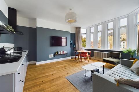 undefined, Royal Avenue, Scarborough, YO11