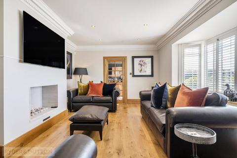 4 bedroom detached house for sale, Roils Head Road, Halifax, West Yorkshire, HX2