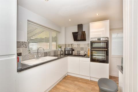 3 bedroom detached house for sale, School Lane, Platts Heath, Maidstone, Kent