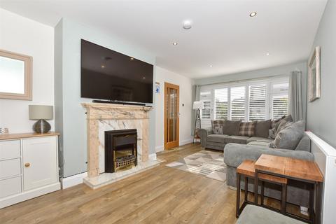 3 bedroom detached house for sale, School Lane, Platts Heath, Maidstone, Kent