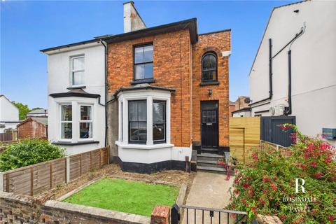 Beddington Grove, Wallington, SM6