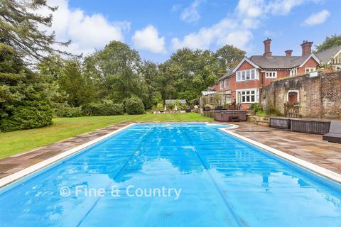 5 bedroom detached house for sale, Ashurst Road, Tunbridge Wells TN3