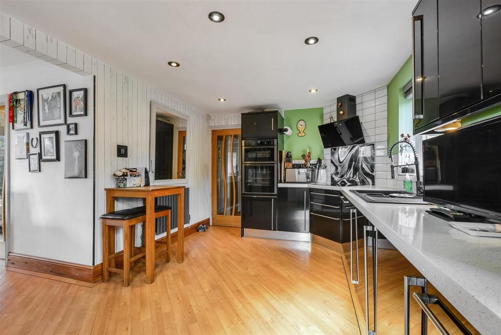 Kitchen Diner 2.jpeg