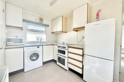 2 bedroom park home for sale, Gladelands Park, Ringwood Road, Ferndown, Dorset