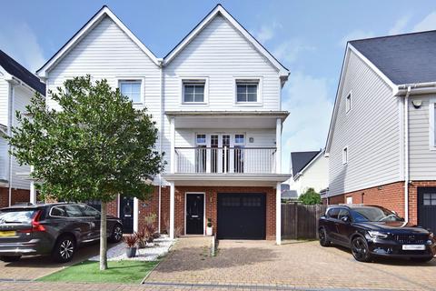 undefined, Whitby Close, Snodland, ME6