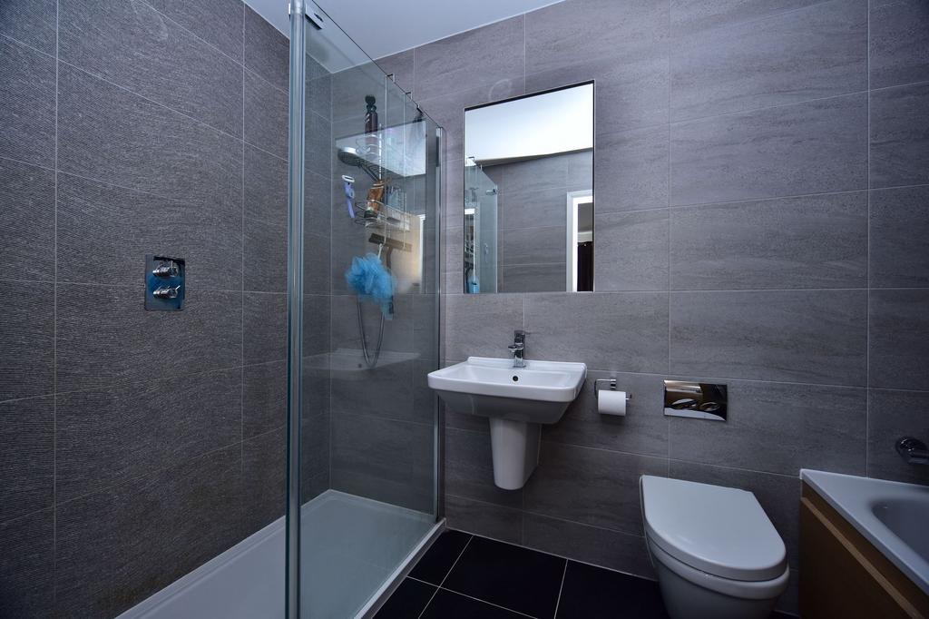 En suite 1