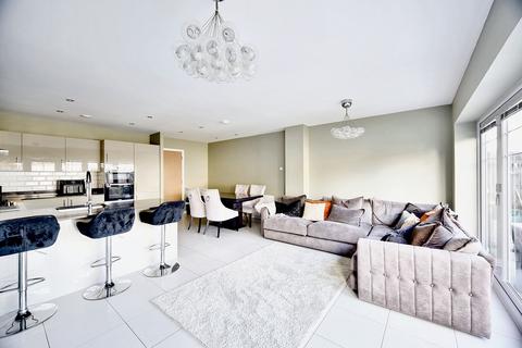 undefined, Whitby Close, Snodland, ME6