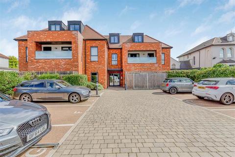 Flat 1, Aurora Court, 26 Brampton Road, Bexleyheath, DA7 4HD