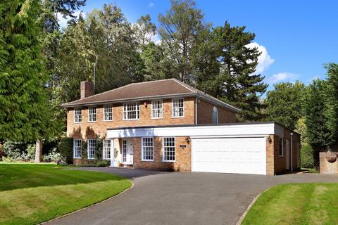 5 bedroom detached house for sale, Camp Road, Gerrards Cross, Buckinghamshire, SL9