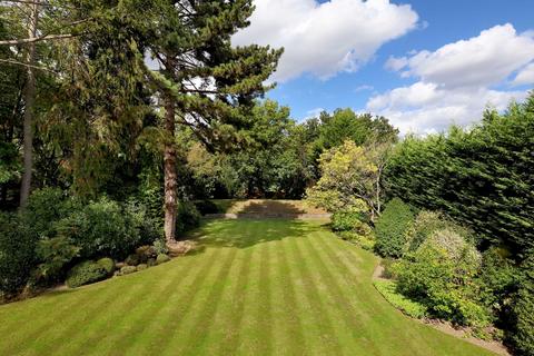 5 bedroom detached house for sale, Camp Road, Gerrards Cross, Buckinghamshire, SL9