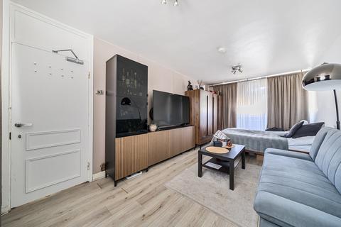 3 bedroom apartment for sale, Lorrimore Square, London