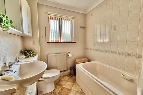 13 Reeves Close, Porthleven, Helston, TR13 9PB