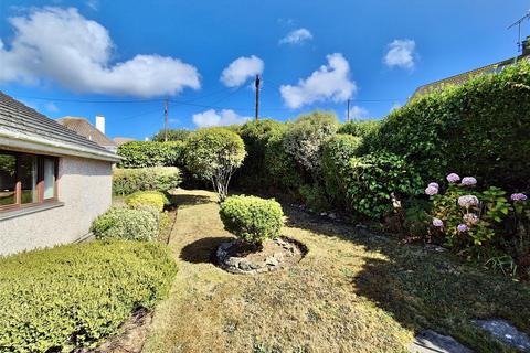 13 Reeves Close, Porthleven, Helston, TR13 9PB