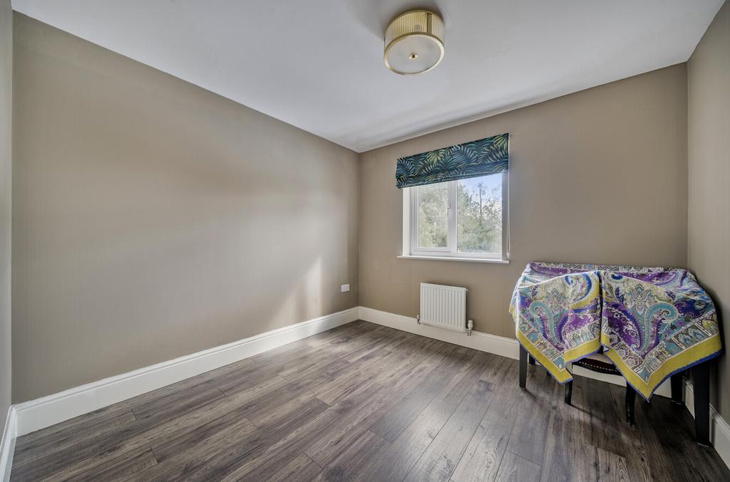 1349426-8-68c80ea...