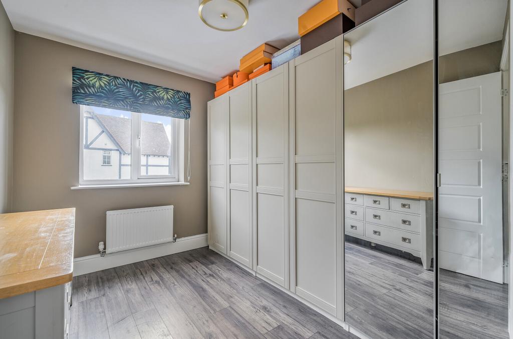 1349426-9-68c80ec...