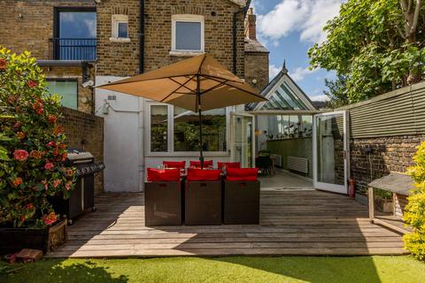 undefined, St Ann's Hill, Wandsworth, London, SW18