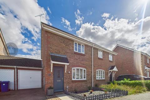 2 bedroom semi-detached house for sale, Worcester Close, Bury St. Edmunds