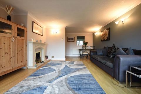 3 bedroom semi-detached house for sale, Balfour Road, Kingswinford DY6