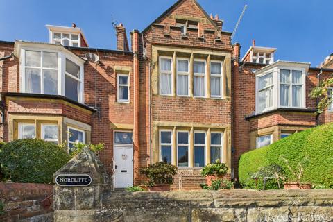 6 bedroom terraced house for sale, Mount Pleasant North, Whitby YO22