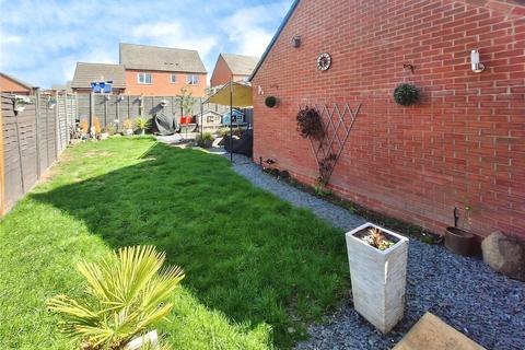 3 bedroom semi-detached house for sale, Lower Farm Way, Warwickshire CV10
