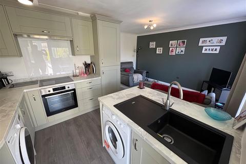 2 bedroom detached bungalow for sale, Plumpton Gardens, Wrose, Bradford