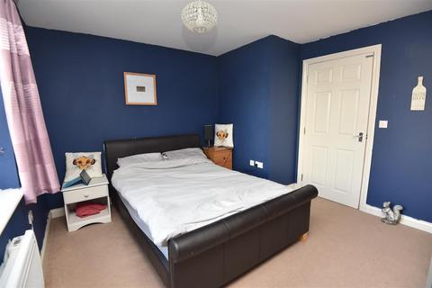 undefined, Otter Springs, Gillingham