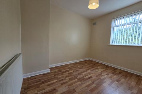 3 bedroom terraced house for sale, Dyas Avenue, Birmingham B42