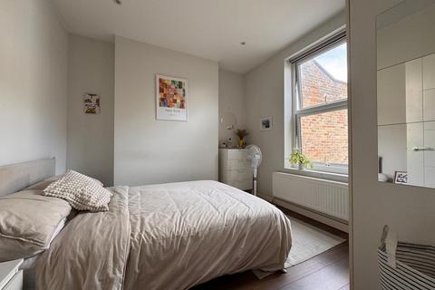 undefined, Coningham Road, Shepherds Bush, W12