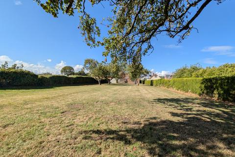 4 bedroom detached house for sale, Church Road, Friskney, PE22