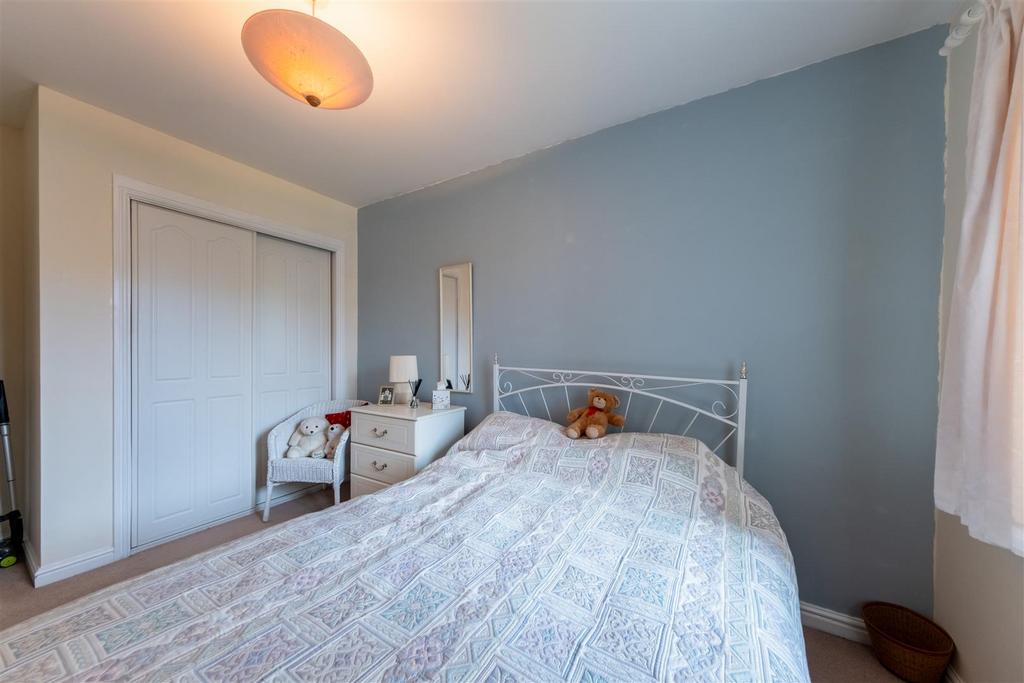14 Trafalgar Close-023.JPG