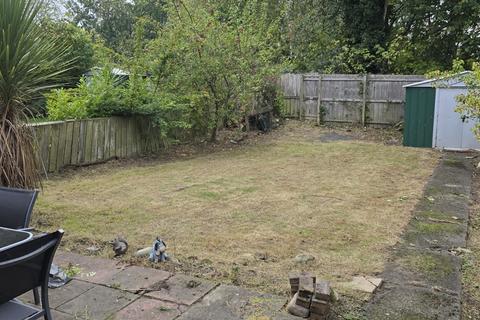 undefined, Kentmere Avenue, Walkerdene, Newcastle upon Tyne, Tyne and Wear, NE6
